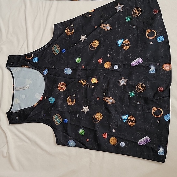 Fabletics Eco Satin Pajama Set | "Lucky Charm" | Size Medium | Like New โจ - Picture 3 of 14